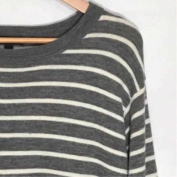 Women’s J. Crew Grey Striped Merino Wool Sweater Elbow Patches - Picture 5 of 9